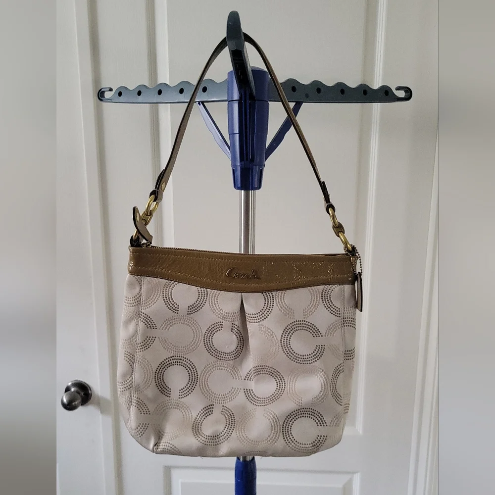 Vintage Coach Ashley Dotted Op Art Signature shoulder bag
